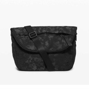 Lululemon Festival Crossbody Bag